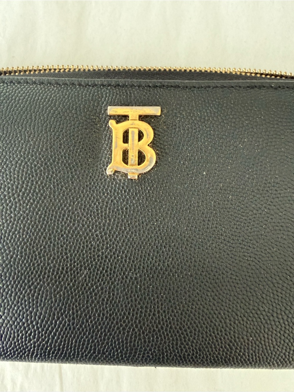 Burberry Black Pebbled Leather Zip-Around Wallet with Gold TB Logo - Picture 9 of 15